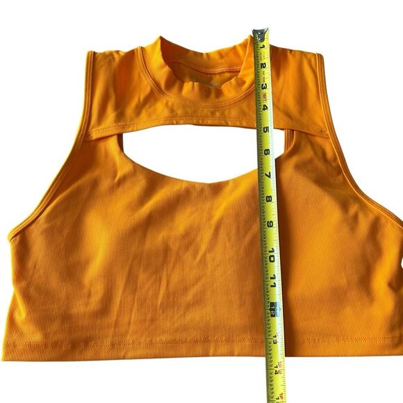 Peloton‎ Women’s M Cadet Rib High Neck Cutout Sports Bra Bright Orange Athletic - Picture 10 of 12